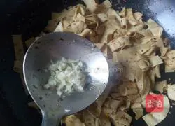 麻辣孜然干豆腐的做法图解19