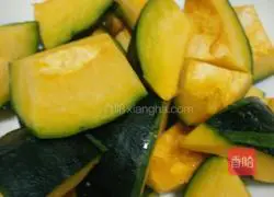 豆角炖窝瓜的做法图解2