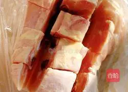 红烧鸡腿加土豆块的做法图解1