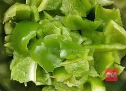 土豆炒鸡肉的做法图解4
