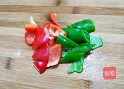 青红椒西葫芦炒肉片的做法图解9