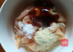 香酥鸡柳的做法图解3