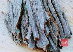 卤牛肉炒豆角的做法图解4
