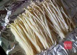 锡纸金针菇的做法图解5
