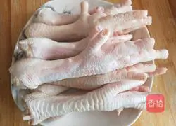 豉油王鸡脚的做法图解1