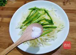 豆豉炝拌青椒土豆丝的做法图解16