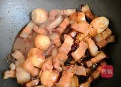 红绕肉虎皮蛋的做法图解8