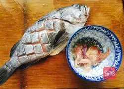 家常烧黑头鱼的做法图解2