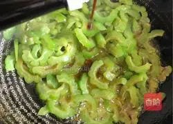 苦瓜扇贝的做法图解11