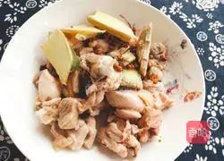柳树蘑菇烧鸡肉(加板粟版)的做法图解8