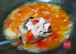 番茄黄瓜肉片汤的做法图解16