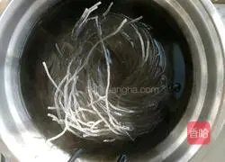 酸菜粉条肉的做法图解5