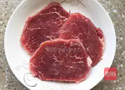 香煎牛肉片的做法图解2
