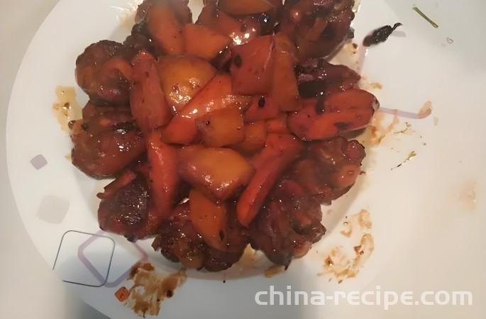 The recipe for steeping chicken legs with beer