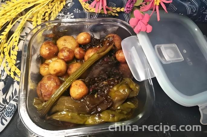 The recipe for small potato pickles