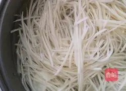 尖椒土豆丝的做法图解2