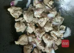 鸭腿炖土豆胡萝卜的做法图解6