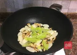 香菇烩山药的做法图解6