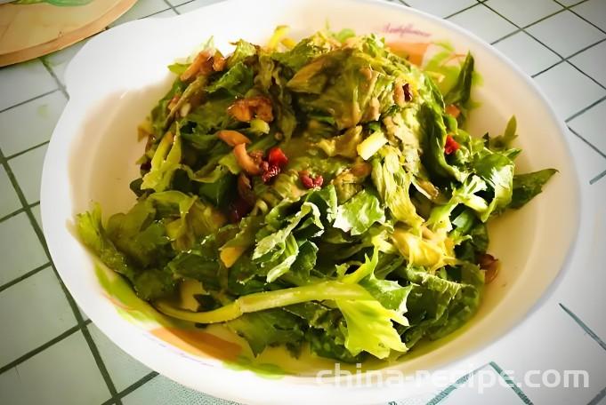 The method of steaming celery and vegetable leaves