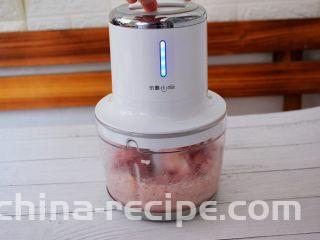 猪肠碌,启动东菱无线绞肉机打成泥