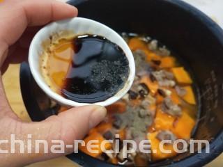 一键式，糙米南瓜腊肉饭,加入生抽