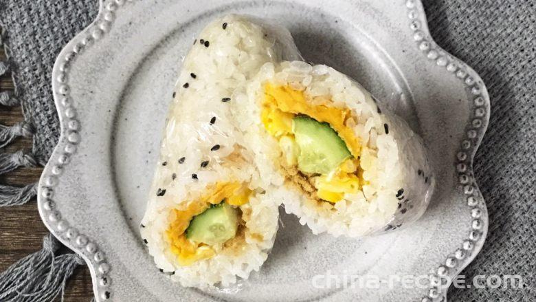 The practice of super luxury Rice and vegetable roll