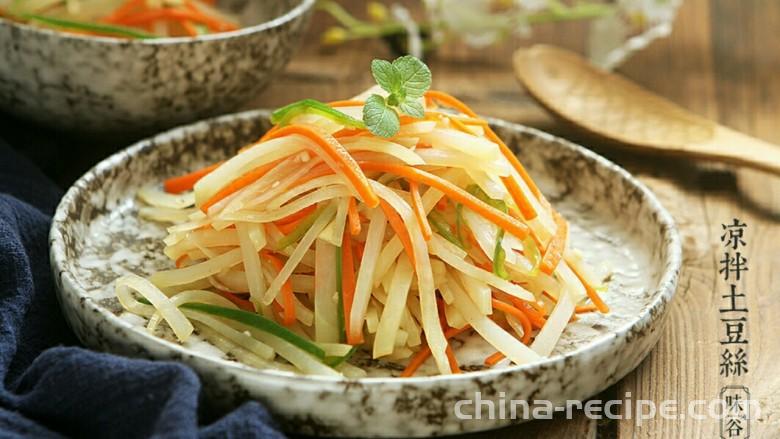 Method for making summer side dishes with cold potato shreds