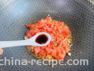 番茄米线,加入生抽