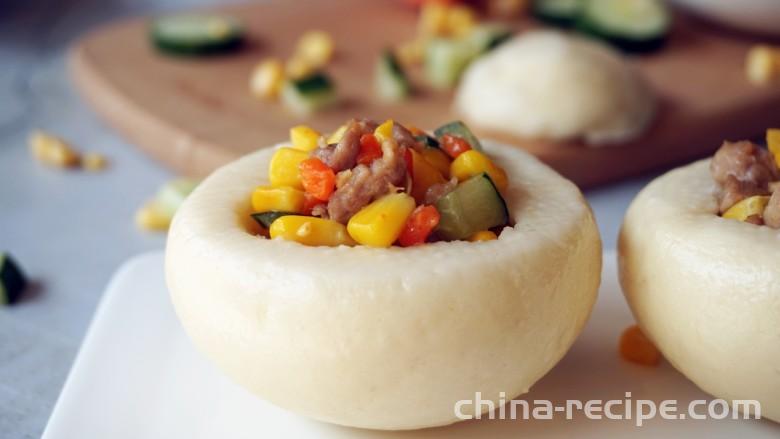 The method of steaming corn bowl