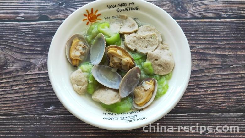 The method of making clam and loofah soup