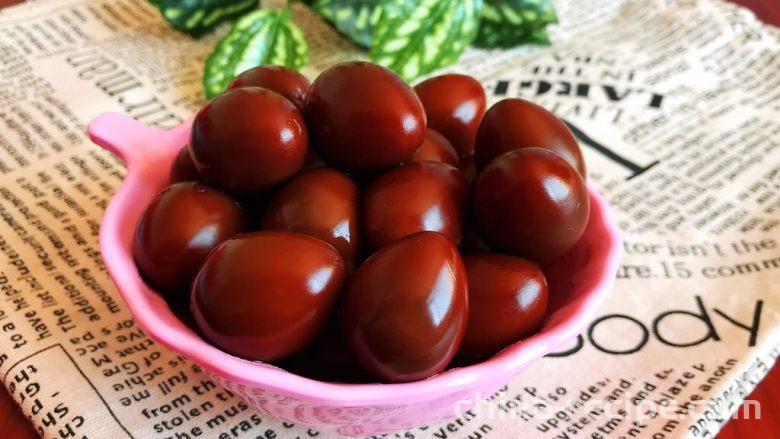 The secret recipe for making tea flavored quail eggs