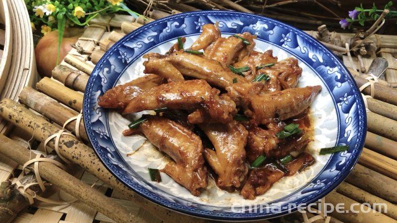 The recipe for braised chicken wing tips