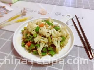 椒盐花菜,成品