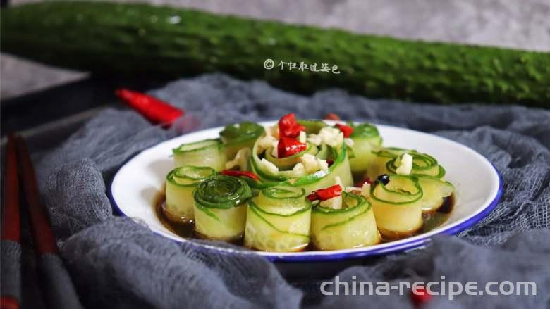 The method of making oil cucumber rolls