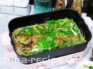 鲈鱼焖豆芽,成品图