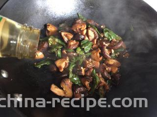 红烧香菇,最后来一滴耗油增鲜