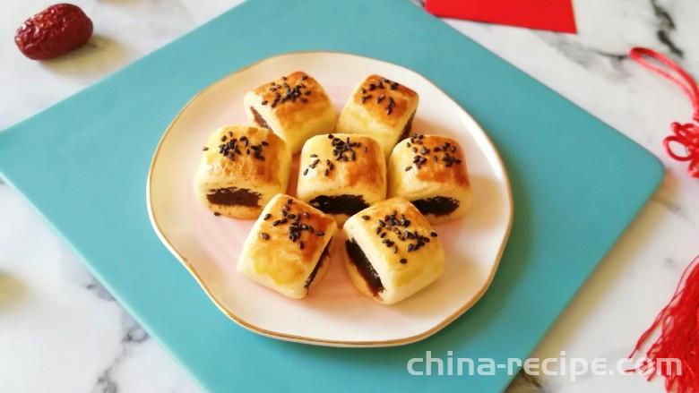 The method of making jujube paste crispy in one bite