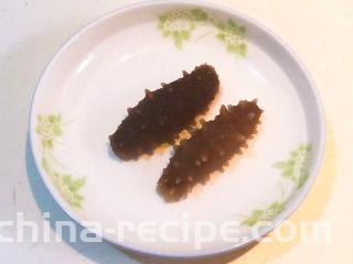 小米炖海参,即食海参取出来，清洗干净