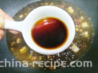 紫菜番茄豆腐汤,加一勺生抽。
