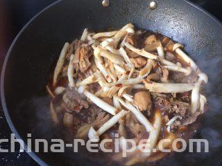 家常鸡公煲,继续炖煮
