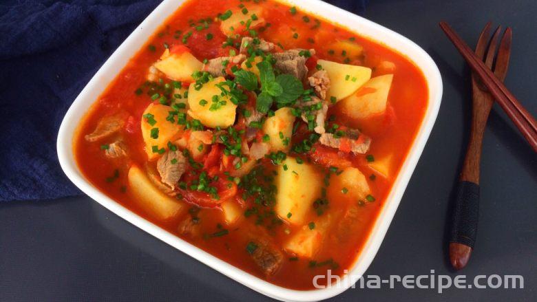Recipe for Stewed Beef with Tomatoes and Potatoes
