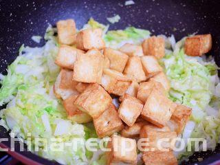 白菜豆腐,加入豆腐
