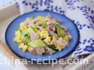 黄瓜鸡蛋炒肉片,成品图