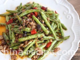 酱香干煸豆角,香辣美味，非常下饭哦！