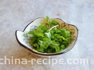 茄子肉末打卤面,香菜末