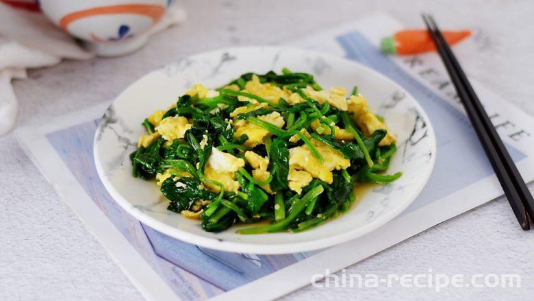 The method of stir frying spinach with eggs