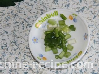 鸡蛋西红柿菠菜汤,切点葱花