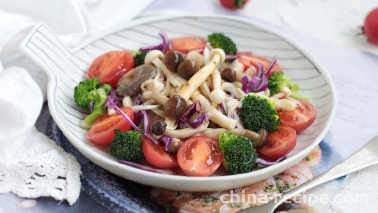 The recipe for mixed mushroom salad