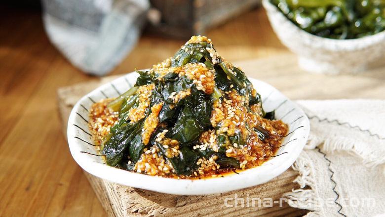 The method of making cold stir fried bok choy