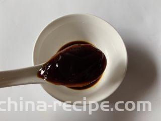 酱汁烧茄子,蚝油1勺
